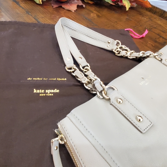 Kate Spade Purse with Dust Bag - Picture 9 of 16